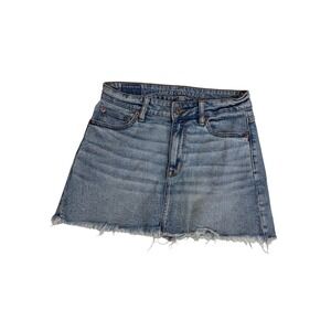 American Eagle 90s High Rise Mini Denim Skirt Blue Frayed Hem Size 4 Stretch